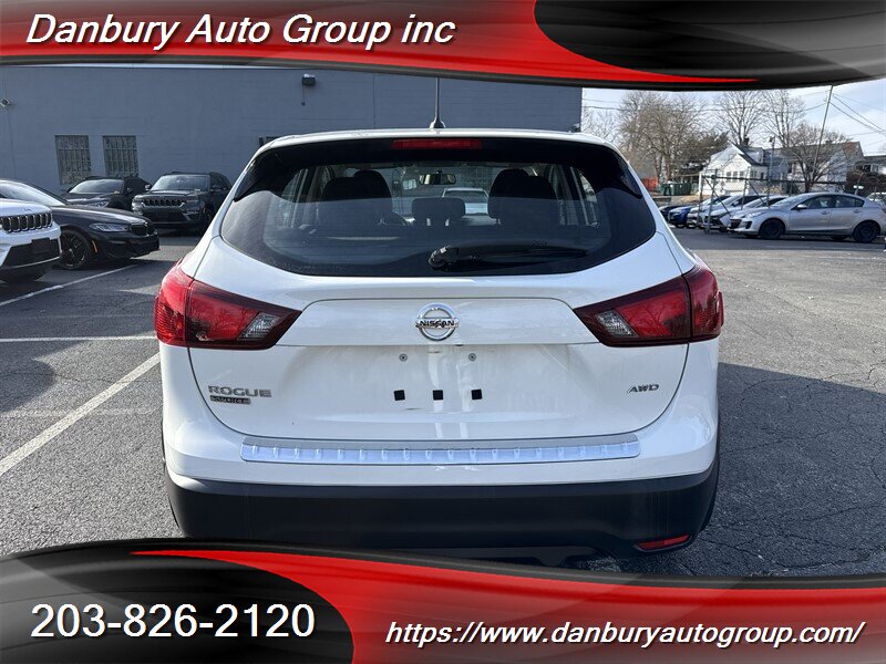 2019 Nissan Rogue Sport S S - Photo 5 - Danbury, CT 06810