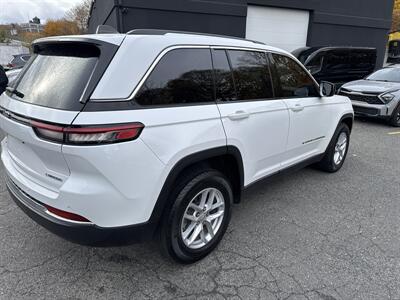 2023 Jeep Grand Cherokee Laredo - Photo 5 - Danbury, CT 06810