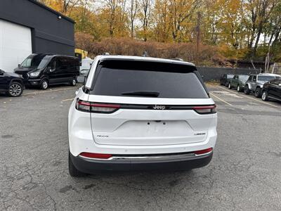 2023 Jeep Grand Cherokee Laredo - Photo 4 - Danbury, CT 06810