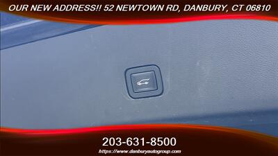 2020 Chevrolet Traverse LT Leather   - Photo 29 - Danbury, CT 06810