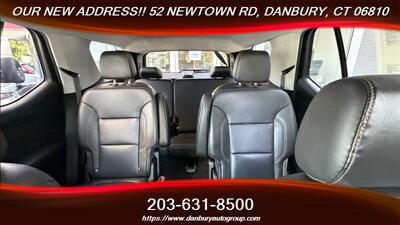 2020 Chevrolet Traverse LT Leather   - Photo 24 - Danbury, CT 06810