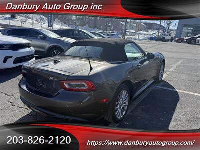 2018 FIAT 124 Spider Classica   - Photo 6 - Danbury, CT 06810