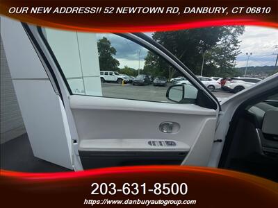 2023 Hyundai IONIQ 5 Limited   - Photo 10 - Danbury, CT 06810