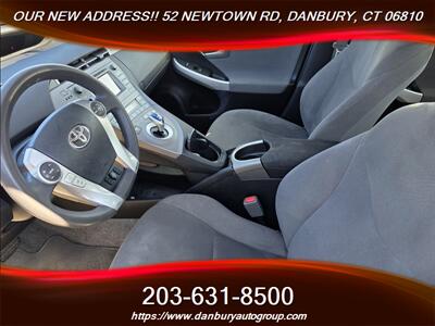 2015 Toyota Prius Plug-in Hybrid   - Photo 6 - Danbury, CT 06810