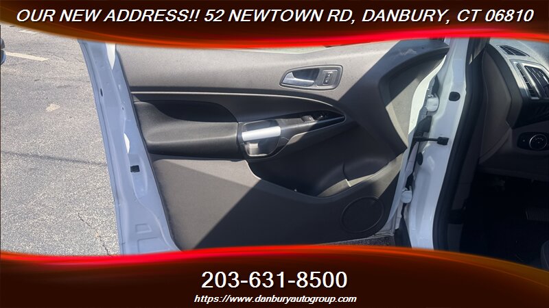 2022 Ford Transit Connect XLT - Photo 9 - Danbury, CT 06810