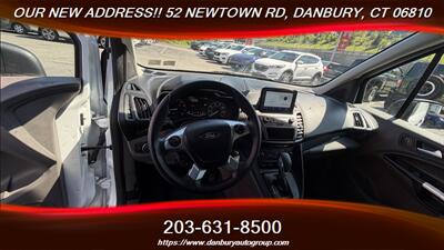 2022 Ford Transit Connect XLT - Photo 13 - Danbury, CT 06810