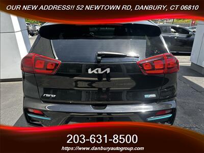 2022 Kia Niro EV S - Photo 4 - Danbury, CT 06810