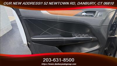 2017 Lincoln MKC Reserve - Photo 9 - Danbury, CT 06810