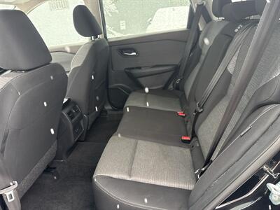 2023 Nissan Rogue SV   - Photo 12 - Danbury, CT 06810