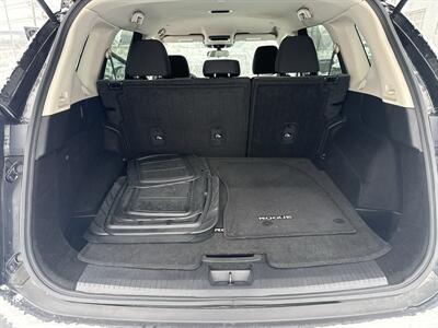 2023 Nissan Rogue SV   - Photo 13 - Danbury, CT 06810