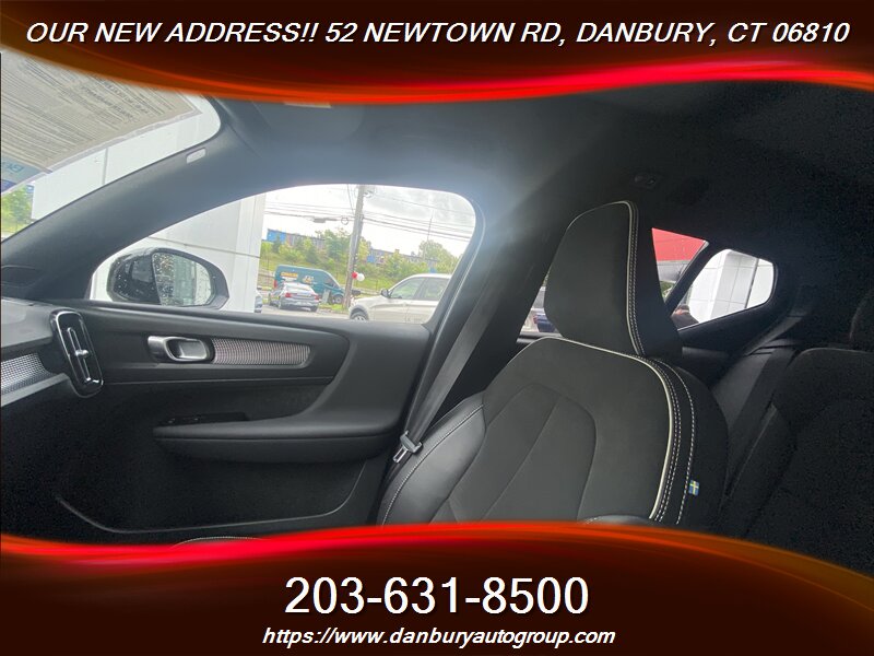 2022 Volvo XC40 T5 R-Design - Photo 17 - Danbury, CT 06810