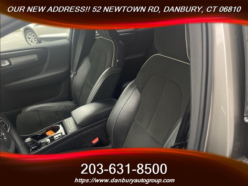 2022 Volvo XC40 T5 R-Design - Photo 13 - Danbury, CT 06810