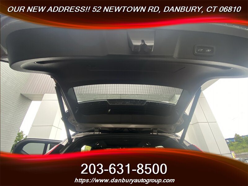 2022 Volvo XC40 T5 R-Design - Photo 22 - Danbury, CT 06810