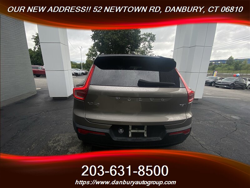 2022 Volvo XC40 T5 R-Design - Photo 5 - Danbury, CT 06810