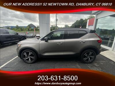 2022 Volvo XC40 T5 R-Design - Photo 3 - Danbury, CT 06810