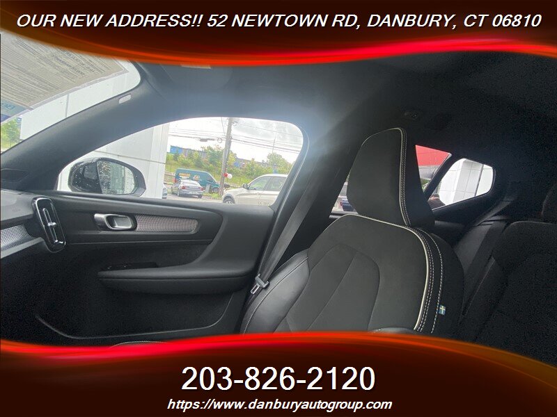 2022 Volvo XC40 T5 R-Design - Photo 17 - Danbury, CT 06810