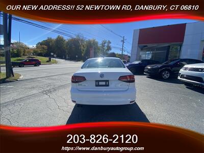 2017 Volkswagen Jetta 1.4T SE - Photo 3 - Danbury, CT 06810
