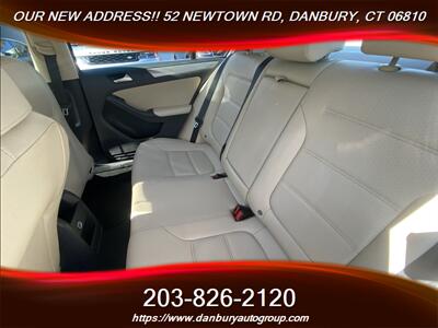 2017 Volkswagen Jetta 1.4T SE - Photo 30 - Danbury, CT 06810