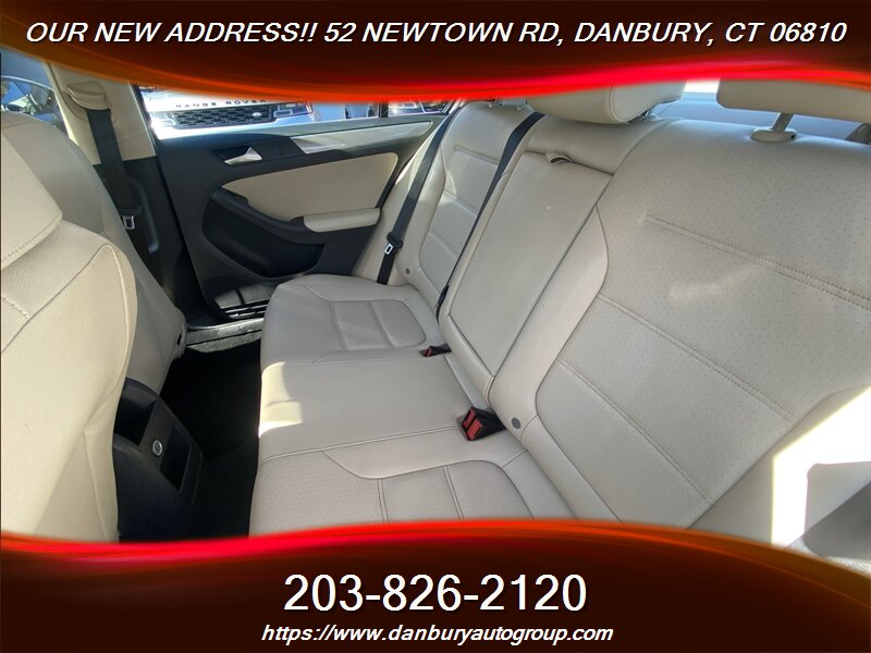 2017 Volkswagen Jetta 1.4T SE - Photo 30 - Danbury, CT 06810