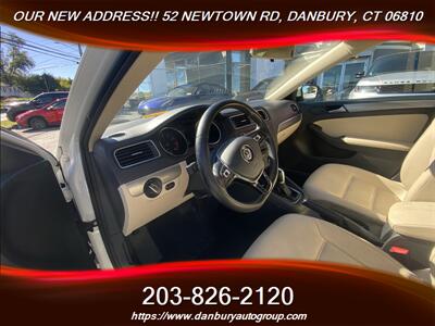 2017 Volkswagen Jetta 1.4T SE - Photo 12 - Danbury, CT 06810