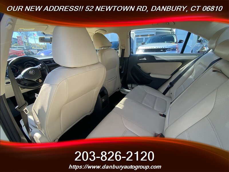 2017 Volkswagen Jetta 1.4T SE - Photo 25 - Danbury, CT 06810