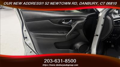 2017 Nissan Rogue S   - Photo 9 - Danbury, CT 06810