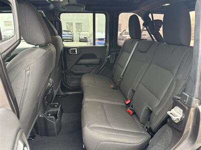 2022 Jeep Wrangler Unlimited Sahara   - Photo 12 - Danbury, CT 06810