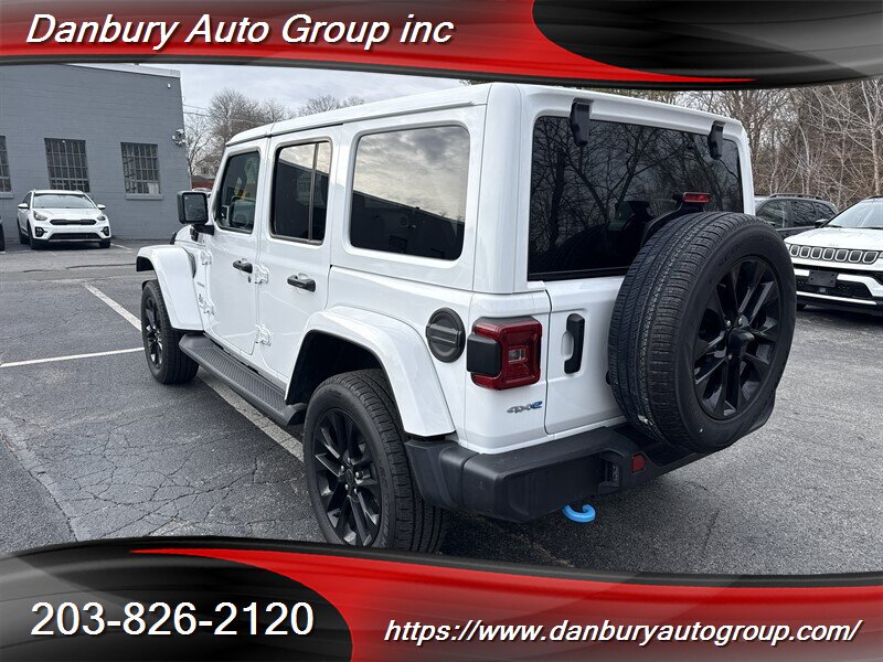 2024 Jeep Wrangler Sahara 4xe - Photo 4 - Danbury, CT 06810