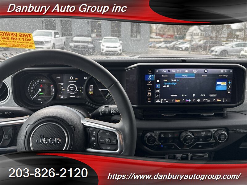 2024 Jeep Wrangler Sahara 4xe - Photo 10 - Danbury, CT 06810