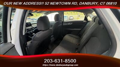 2023 Kia Forte LX   - Photo 21 - Danbury, CT 06810