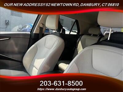 2023 Kia Niro EX   - Photo 12 - Danbury, CT 06810