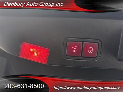 2014 Mercedes-Benz SL 550 - Photo 5 - Danbury, CT 06810