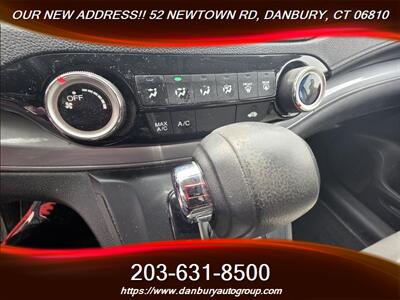 2015 Honda CR-V LX   - Photo 15 - Danbury, CT 06810