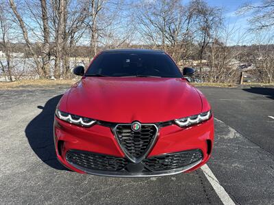 2024 Alfa Romeo Tonale Hybrid Ti e   - Photo 2 - Danbury, CT 06810