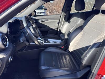 2024 Alfa Romeo Tonale Hybrid Ti e   - Photo 9 - Danbury, CT 06810