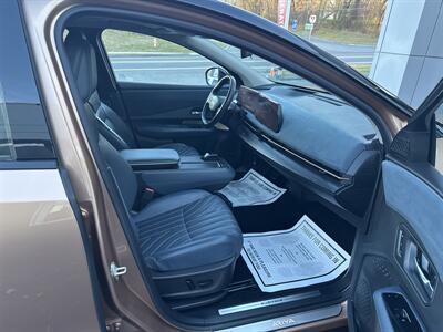 2023 Nissan Ariya Platinum+ e-4ORCE - Photo 10 - Danbury, CT 06810