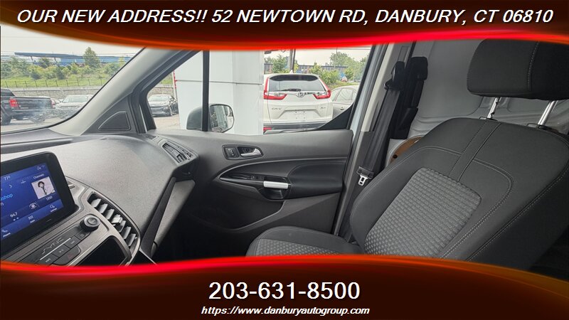 2022 Ford Transit Connect XLT - Photo 12 - Danbury, CT 06810