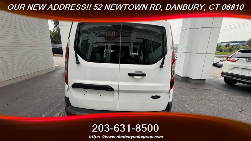2022 Ford Transit Connect XLT - Photo 4 - Danbury, CT 06810