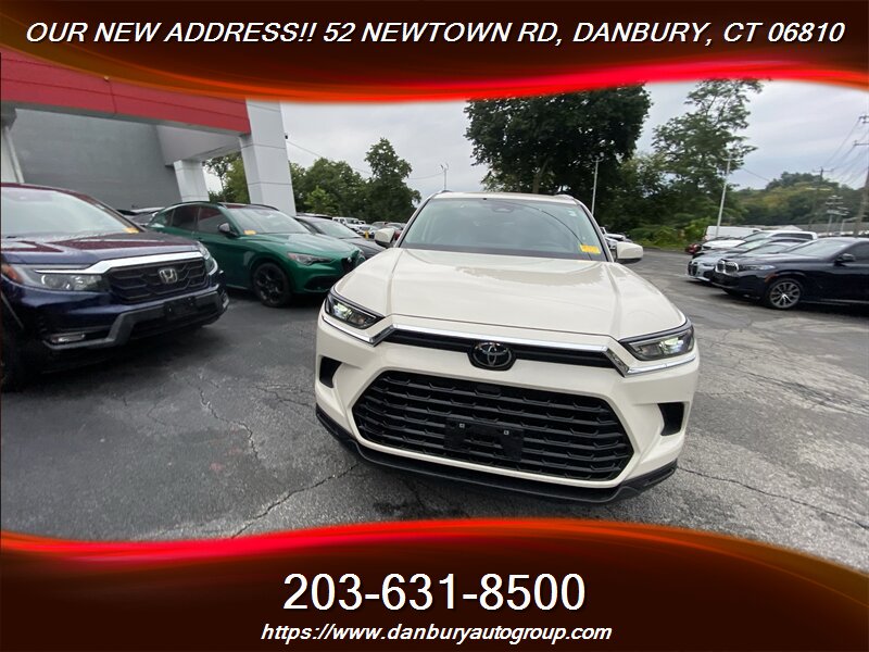 2024 Toyota Grand Highlander XLE - Photo 7 - Danbury, CT 06810