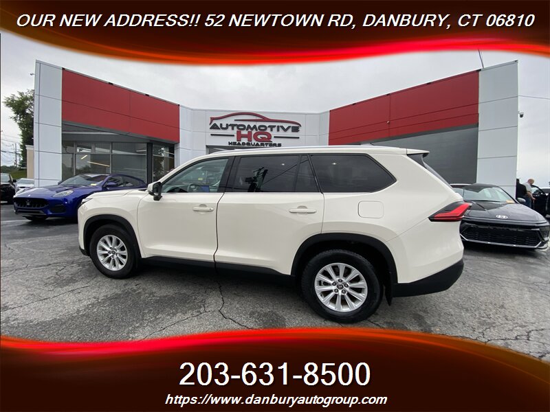 2024 Toyota Grand Highlander XLE - Photo 3 - Danbury, CT 06810