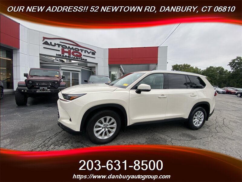 2024 Toyota Grand Highlander XLE - Photo 2 - Danbury, CT 06810