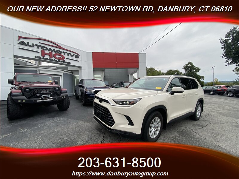 2024 Toyota Grand Highlander XLE   - Photo 1 - Danbury, CT 06810