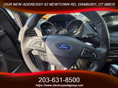 2019 Ford Escape SEL   - Photo 10 - Danbury, CT 06810