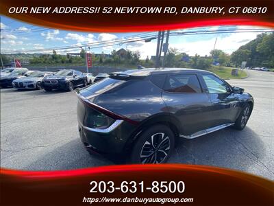 2023 Kia EV6 Wind   - Photo 8 - Danbury, CT 06810