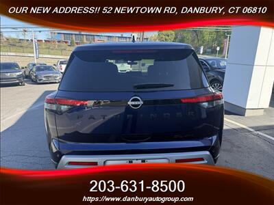 2023 Nissan Pathfinder SL   - Photo 4 - Danbury, CT 06810