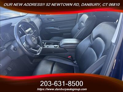 2023 Nissan Pathfinder SL   - Photo 8 - Danbury, CT 06810