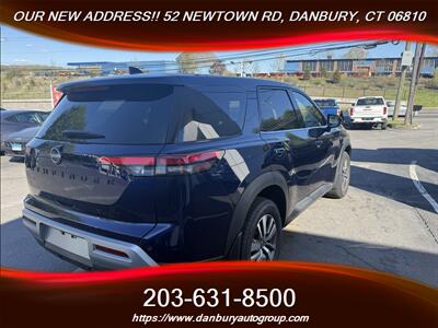 2023 Nissan Pathfinder SL   - Photo 5 - Danbury, CT 06810