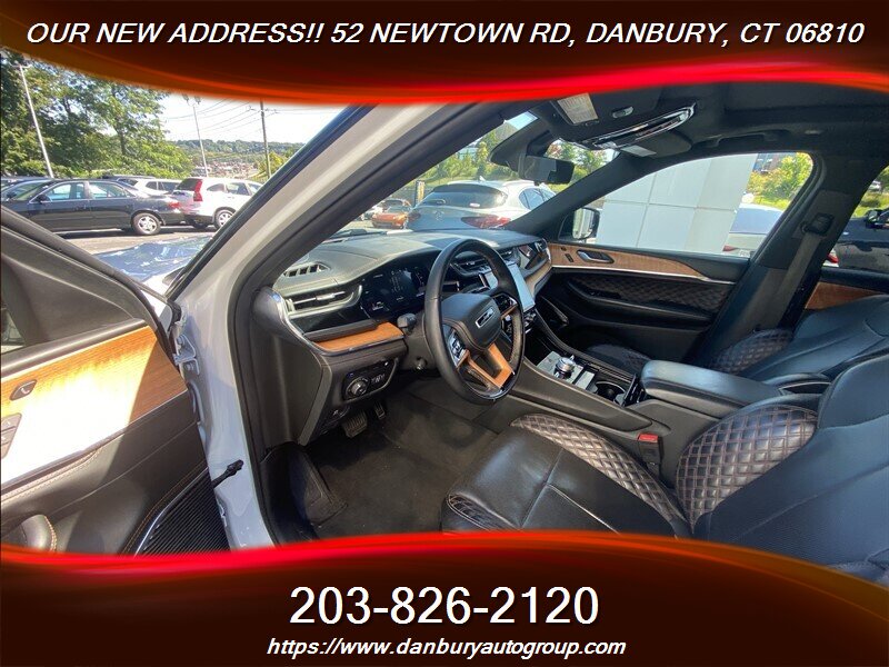 2023 Jeep Grand Cherokee Summit 4xe - Photo 18 - Danbury, CT 06810