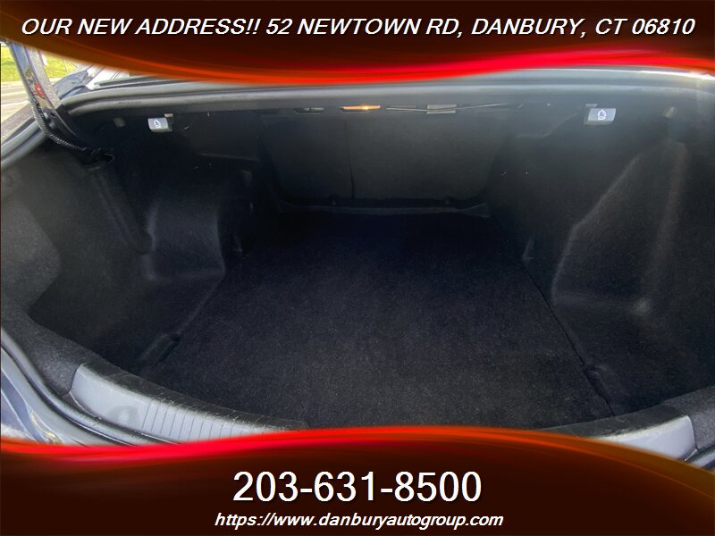 2023 Chevrolet Malibu LT - Photo 22 - Danbury, CT 06810
