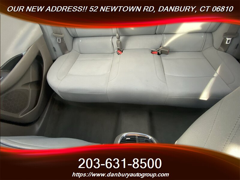 2023 Chevrolet Malibu LT - Photo 19 - Danbury, CT 06810